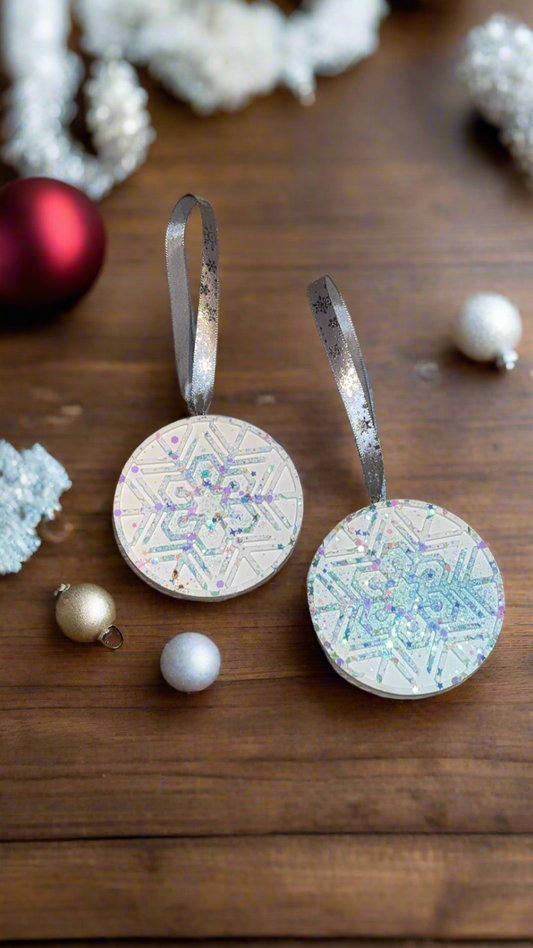 Handcrafted Snowflake Christmas Ornaments – Add Sparkle to Your Tree!